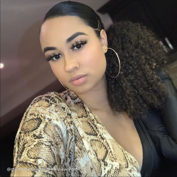 XOXO - Picture 3 of 3